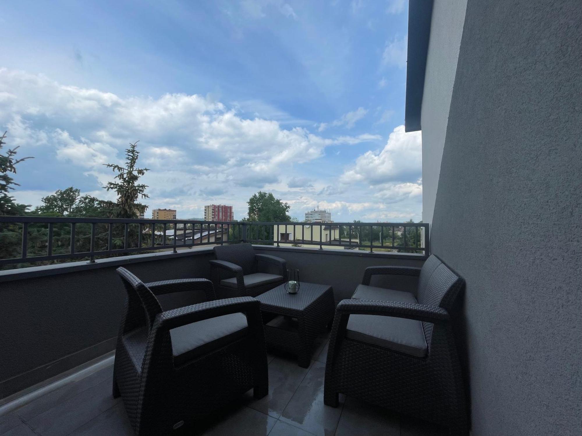 Near Sanktuarium Beautiful View And Free Parking Apartment Krakow Luaran gambar