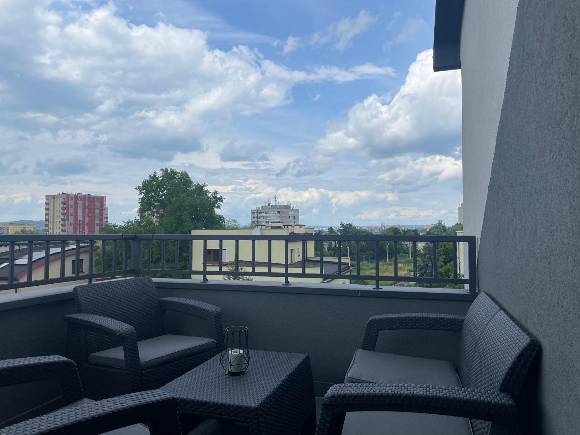 Near Sanktuarium Beautiful View And Free Parking Apartment Krakow Luaran gambar